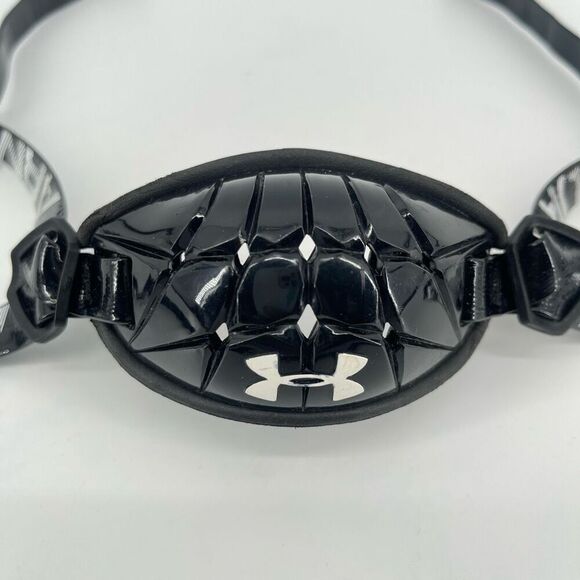 Under Armour Spotlight Kids’ Black & White Chinstrap – One Size Fits Most - Picture 3 of 10